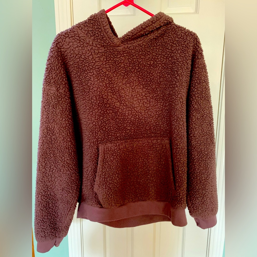 Women’s Small American Eagle Cozy and Warm Sherpa with Front Pocket